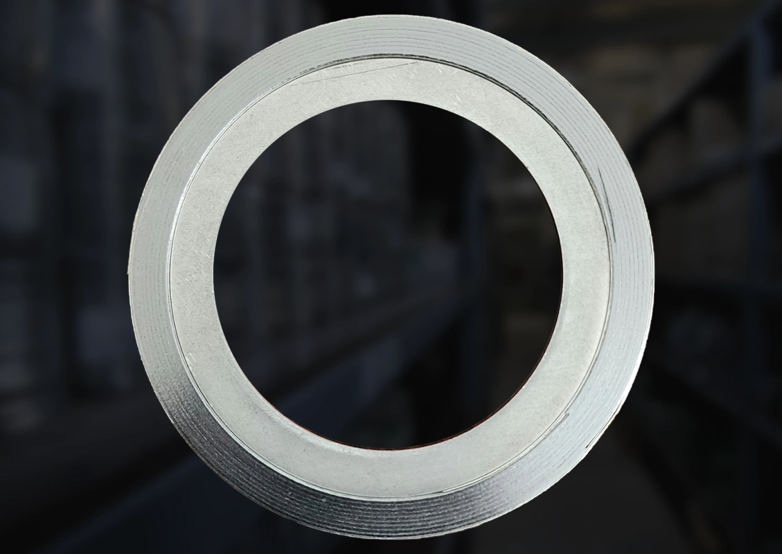 Spiral wound gaskets with inner ring